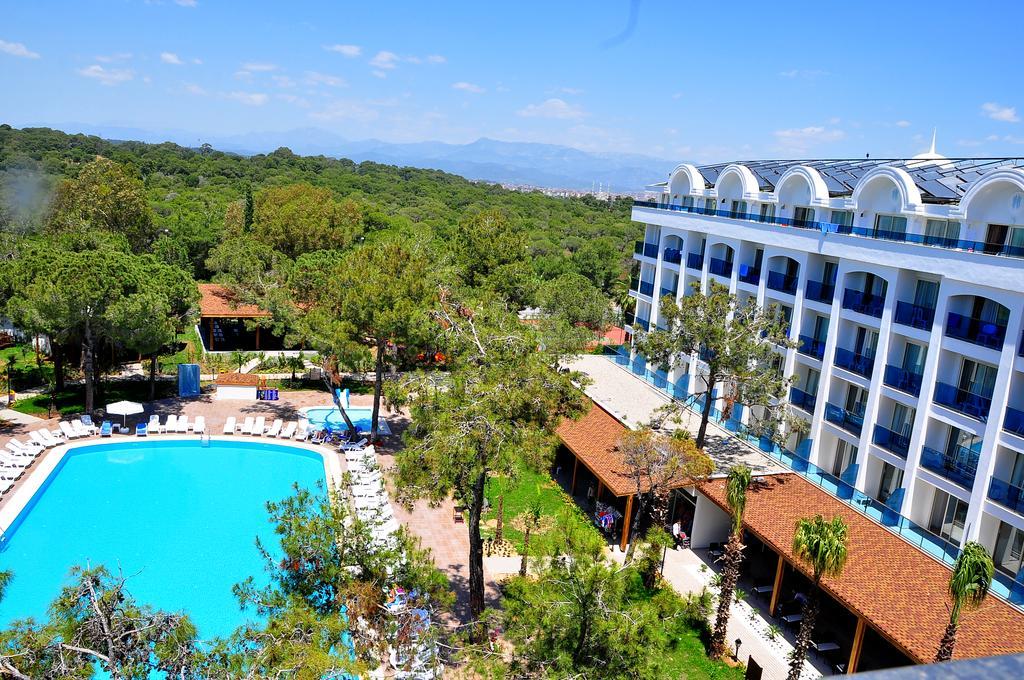 Maya World Hotel All Inclusive Side Exterior photo