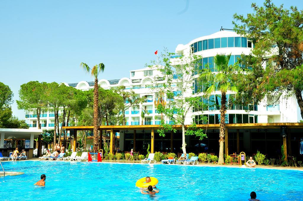 Maya World Hotel All Inclusive Side Exterior photo